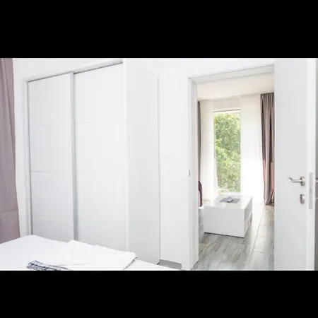 Ljiljas App With Parking Apartament *